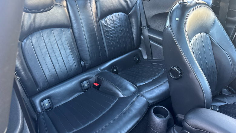 MINI Hatchback 135kW Cooper S Level 3 33kWh 3dr Auto Electric Hatchback